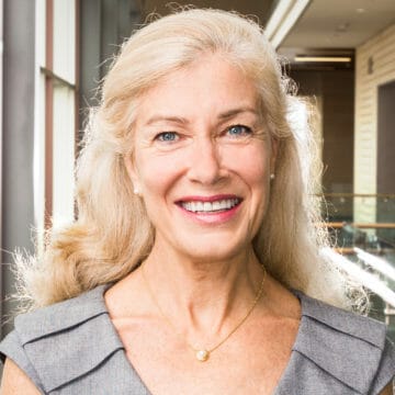 Elizabeth Teisberg Headshot