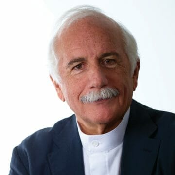 Moshe Safdie Headshot