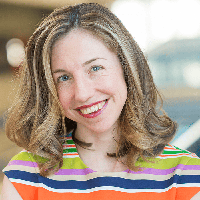 Elizabeth Dunn Headshot Square